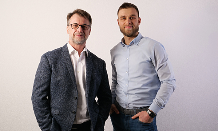 Geschäftsführer Goran Linke und Justin Busch (v. l.)